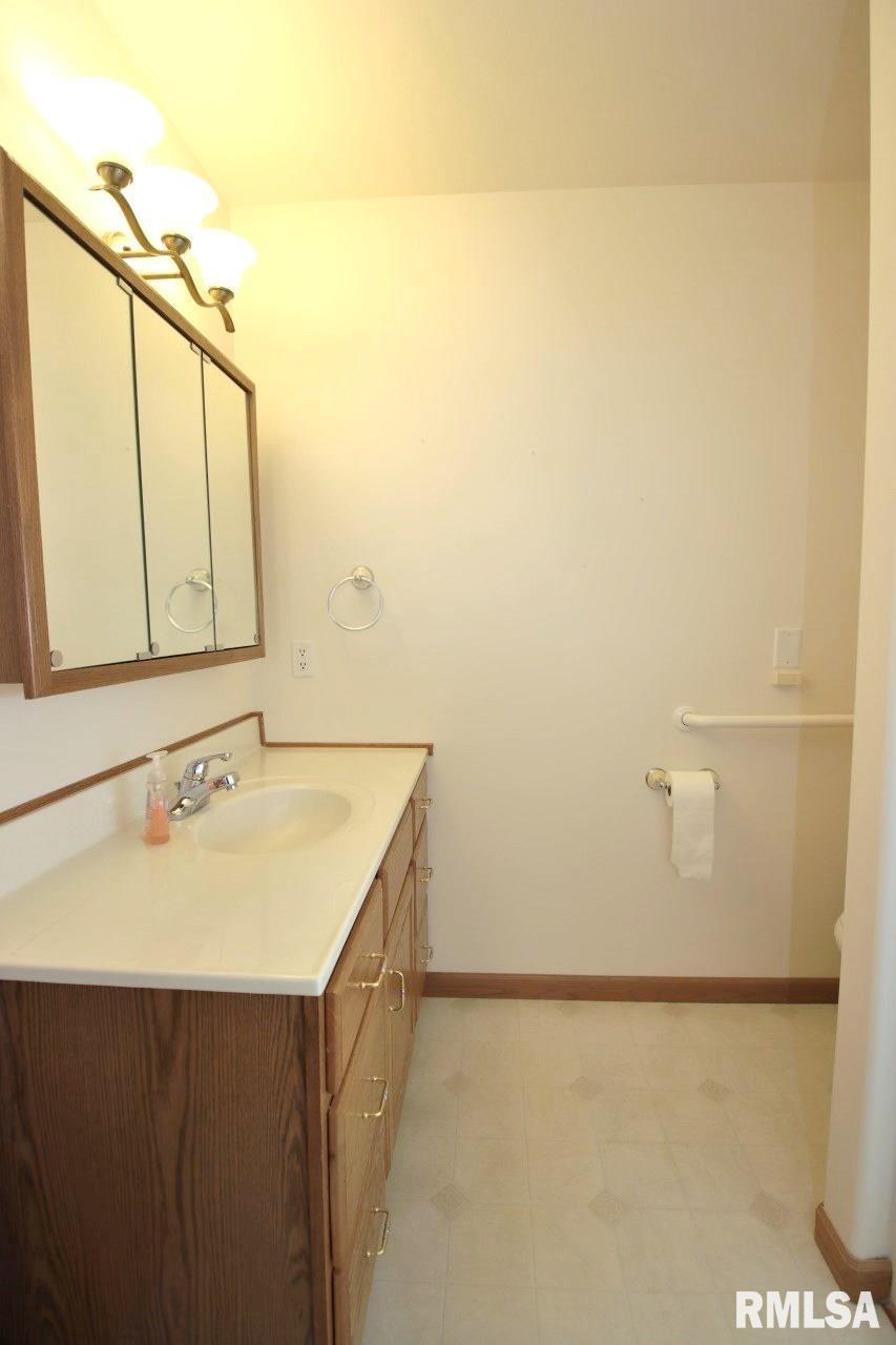 1424 Fairview Court Pekin, IL 61554 - Photo 51 of 56