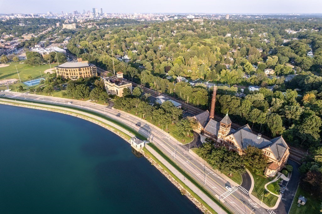 2400 Beacon Street, Unit 401 Boston, MA 02467 - Photo 34 of 35 an aerial view of residential houses with city view