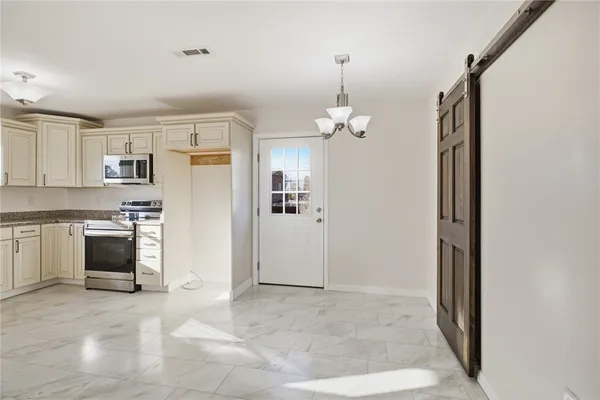 $299,900 | 308 West South 5th Street, Seneca, SC 29678