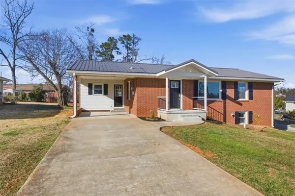 $299,900 | 308 West South 5th Street, Seneca, SC 29678
