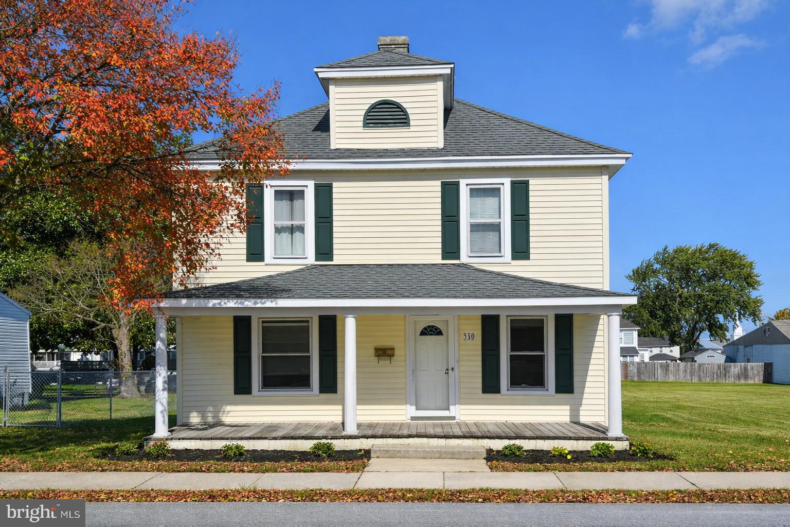 310 Walnut Street Bridgeville, DE 19933 - Photo 2 of 19