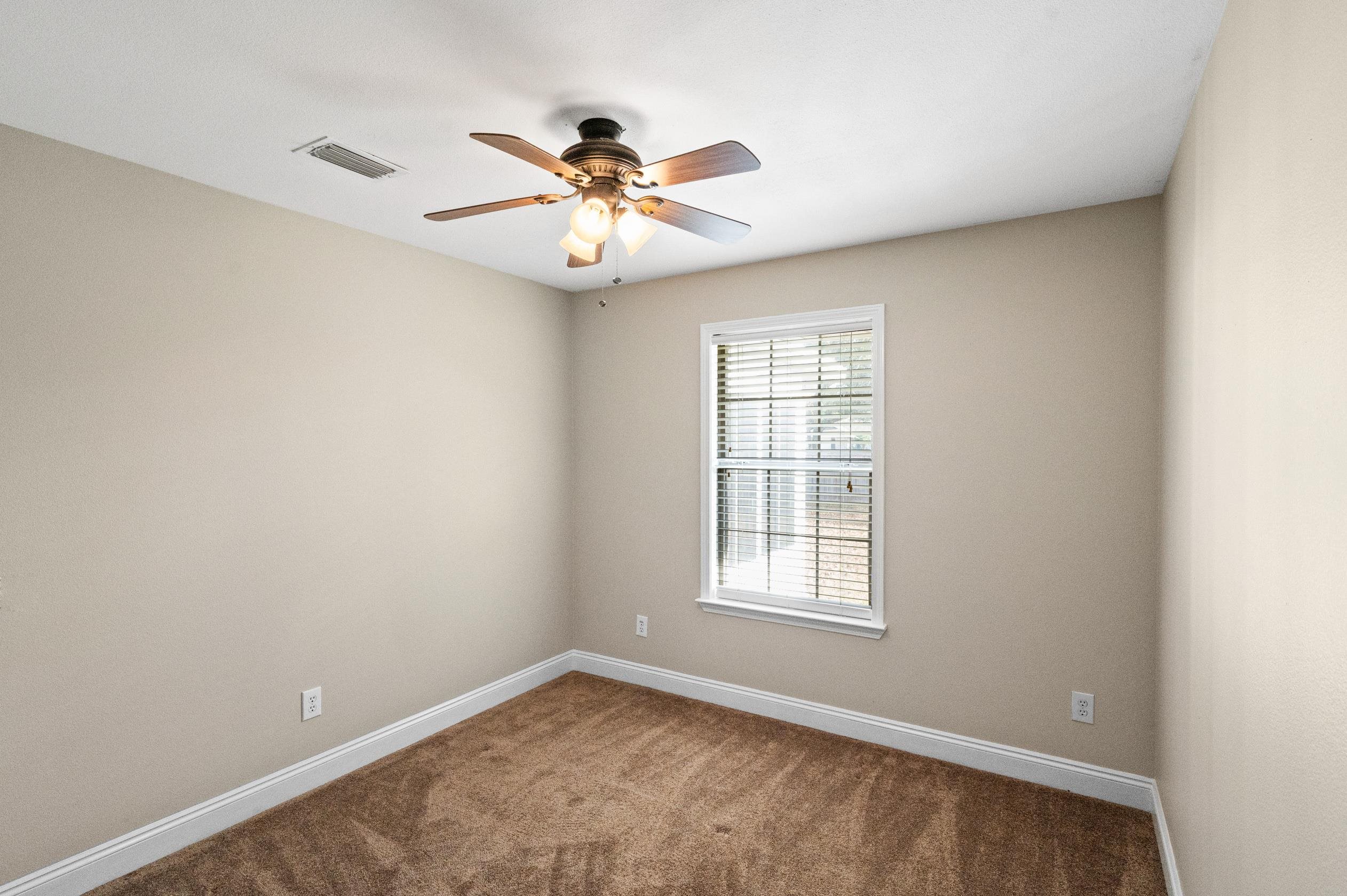 306 Amberlee Court Foley, AL 36535 - Photo 26 of 34