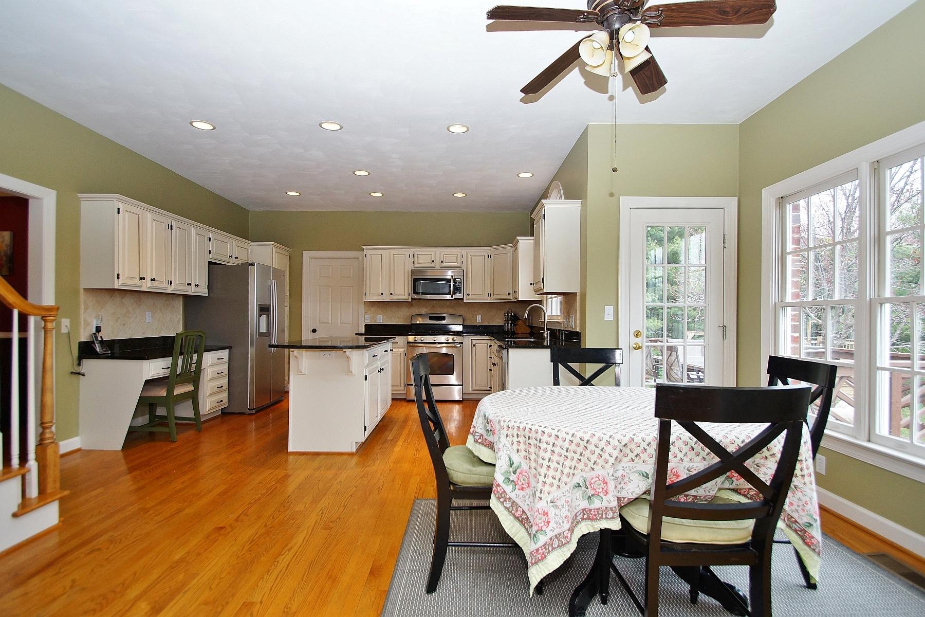 6001 Sulgrave Road Roanoke, VA 24018 - Photo 19 of 81 dsc04043.jpg