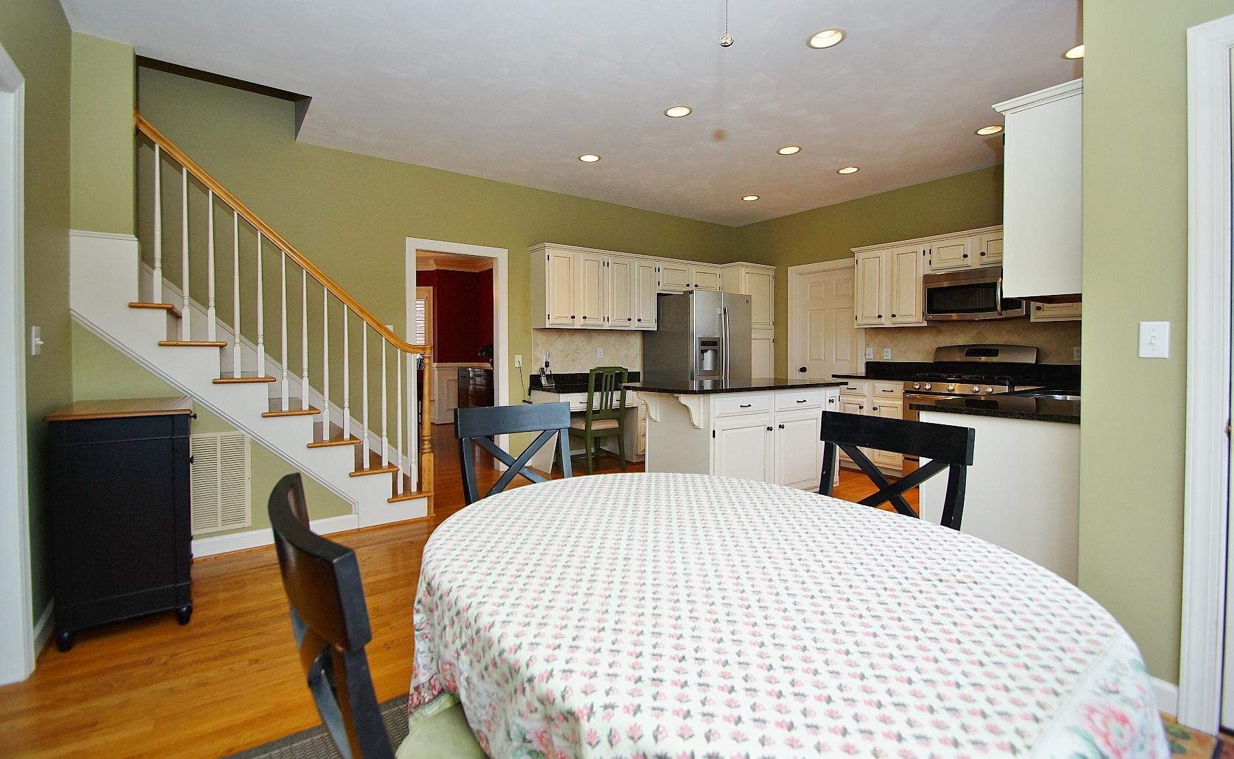 6001 Sulgrave Road Roanoke, VA 24018 - Photo 20 of 81 dsc04046.jpg