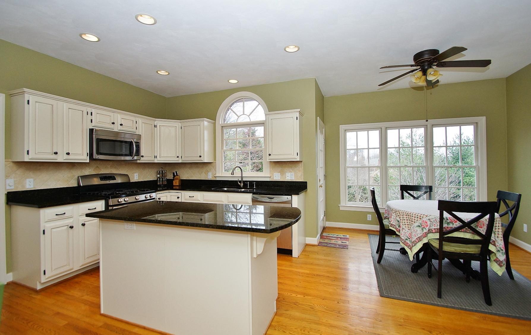 6001 Sulgrave Road Roanoke, VA 24018 - Photo 22 of 81 dsc04051.jpg