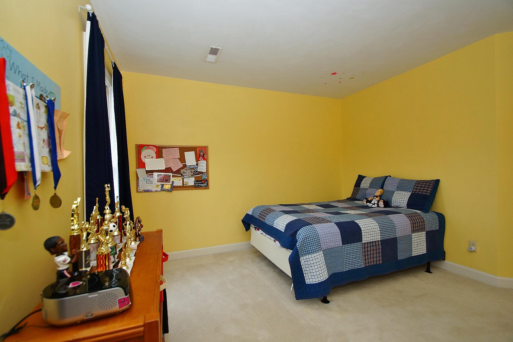 6001 Sulgrave Road Roanoke, VA 24018 - Photo 52 of 81 dsc04128.jpg