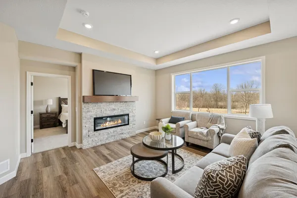 $489,900 | 7861 Kettering Creek, Greenfield, MN 55373