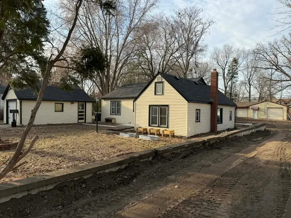 $299,900 | 413 Fremont Street, Anoka, MN 55303