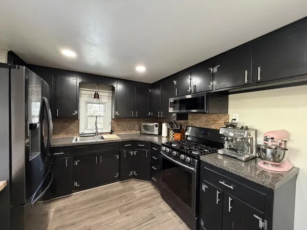 $299,900 | 413 Fremont Street, Anoka, MN 55303