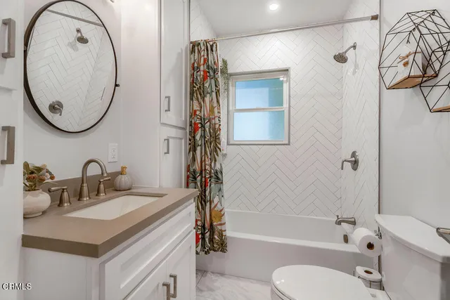 $1,725,000 | 3500 Fairchild Street, La Crescenta, CA 91214