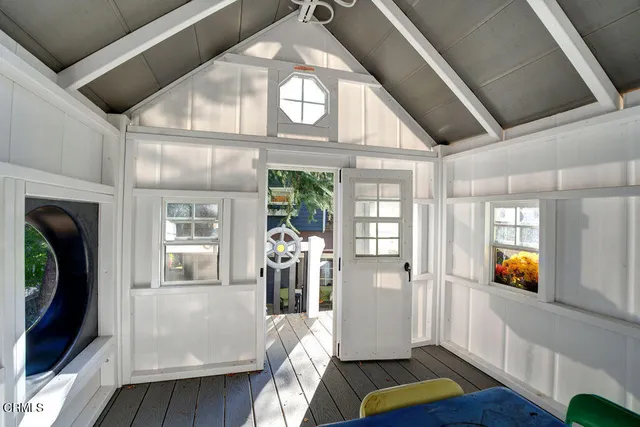 $1,725,000 | 3500 Fairchild Street, La Crescenta, CA 91214