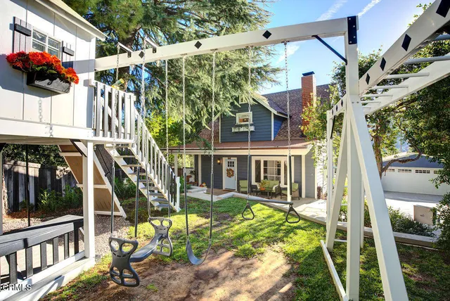 $1,725,000 | 3500 Fairchild Street, La Crescenta, CA 91214