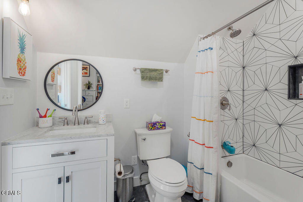 3500 Fairchild Street La Crescenta, CA 91214 - Photo 46 of 54 a bathroom with a toilet sink vanity tub and shower