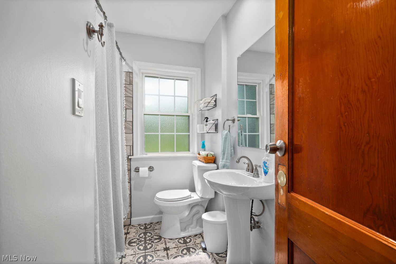 205 North Ridge Road Lorain, OH 44055 - Photo 17 of 26 Gallery Image 17