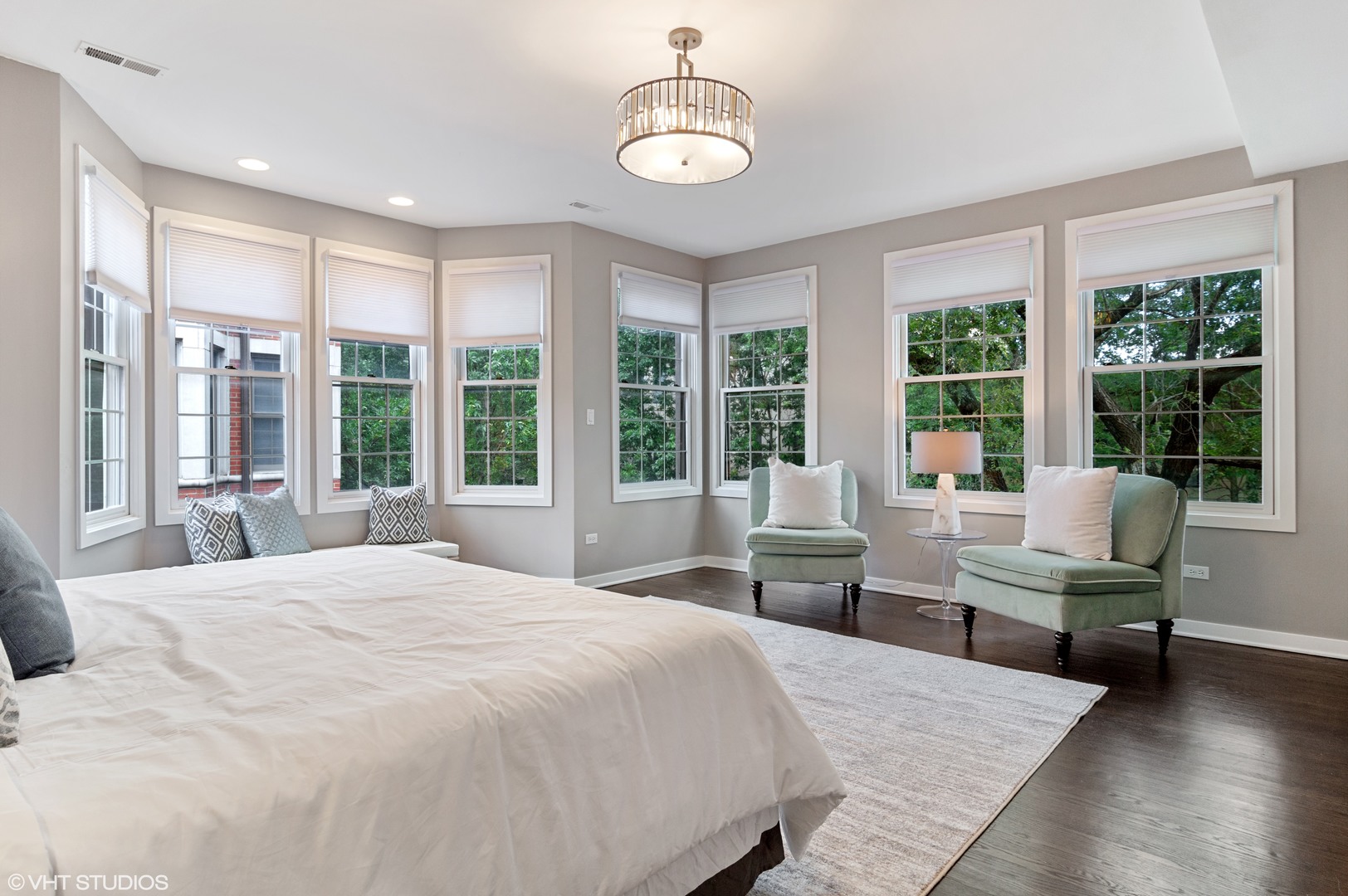 18 North Ada Street, Unit A Chicago, IL 60607 - Photo 4 of 16 Gallery Image 4