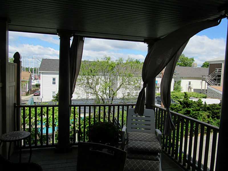 147 Water Street, Unit 2N Warren, RI 02885 - Photo 17 of 17 Exterior Front.