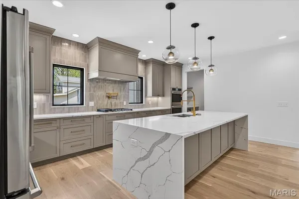 $1,800,000 | 643 Marshall Avenue, St. Louis, MO 63119