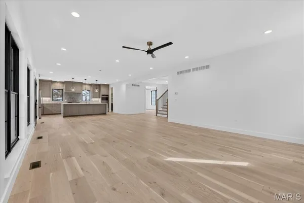 $1,800,000 | 643 Marshall Avenue, St. Louis, MO 63119