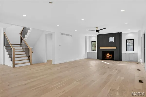 $1,800,000 | 643 Marshall Avenue, St. Louis, MO 63119