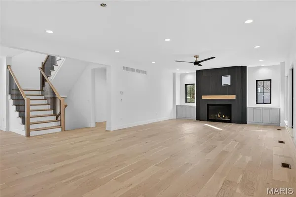 $1,800,000 | 643 Marshall Avenue, St. Louis, MO 63119