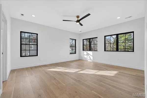 $1,800,000 | 643 Marshall Avenue, St. Louis, MO 63119
