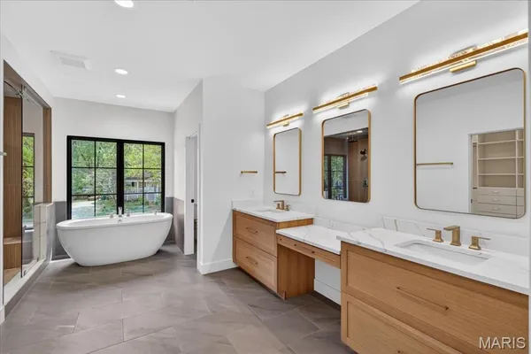 $1,800,000 | 643 Marshall Avenue, St. Louis, MO 63119