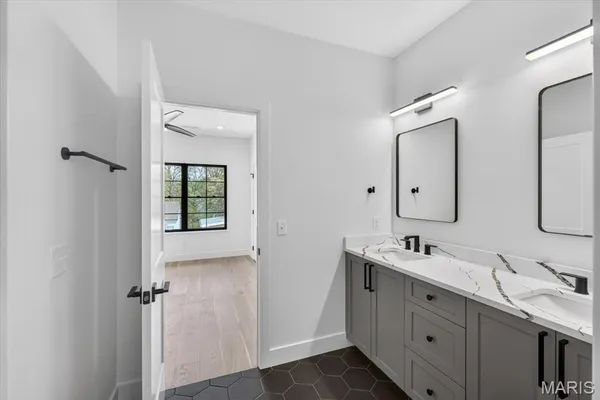 $1,800,000 | 643 Marshall Avenue, St. Louis, MO 63119