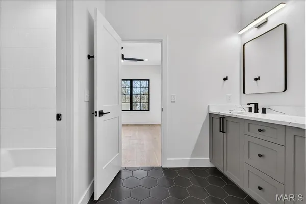 $1,800,000 | 643 Marshall Avenue, St. Louis, MO 63119