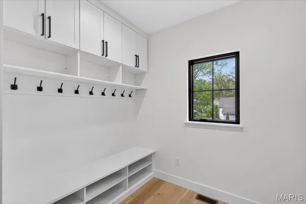 $1,800,000 | 643 Marshall Avenue, St. Louis, MO 63119