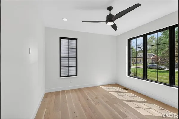 $1,800,000 | 643 Marshall Avenue, St. Louis, MO 63119