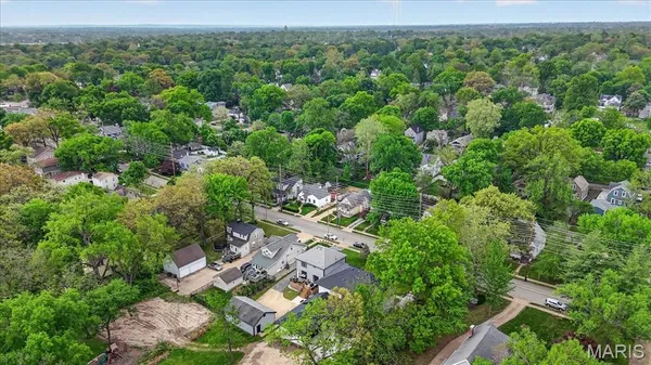 $1,800,000 | 643 Marshall Avenue, St. Louis, MO 63119