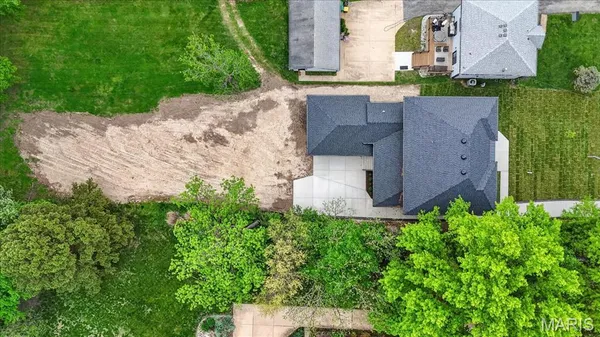 $1,800,000 | 643 Marshall Avenue, St. Louis, MO 63119