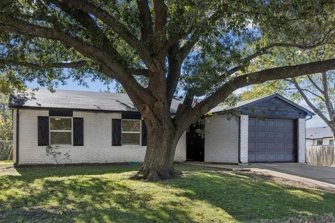 $329,900 | 5512 Gates Drive, The Colony, TX 75056