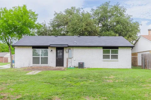 $329,900 | 5512 Gates Drive, The Colony, TX 75056