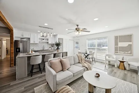 $329,900 | 5512 Gates Drive, The Colony, TX 75056