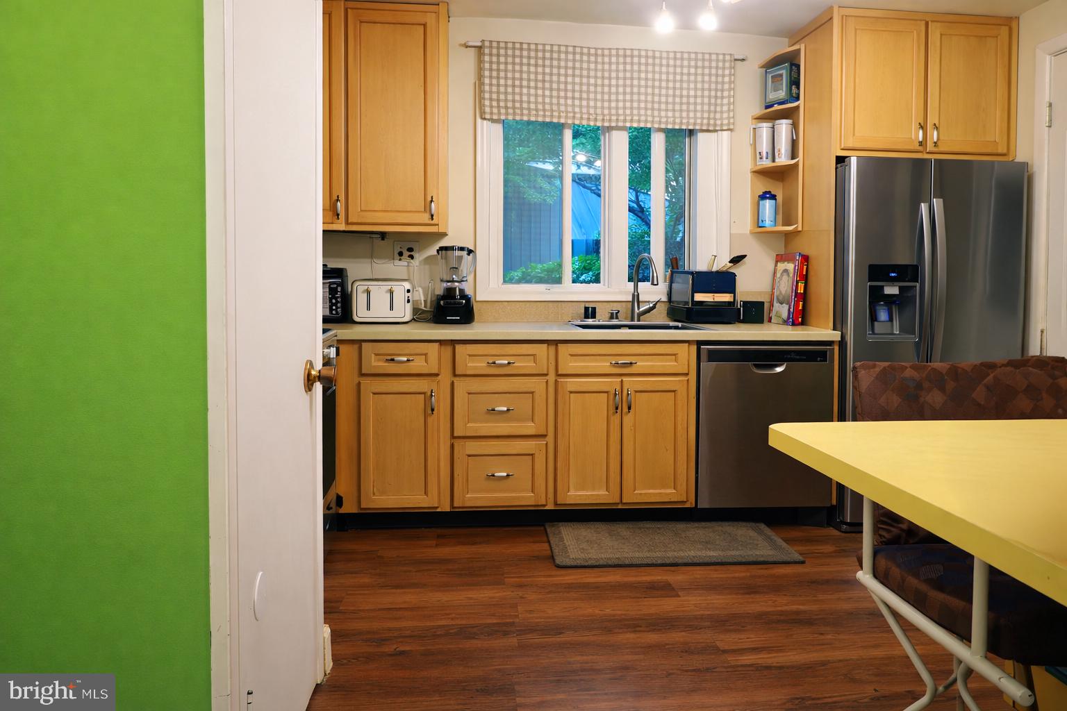 904 Averill Road Joppa, MD 21085 - Photo 6 of 39 Bright and inviting kitchen space.