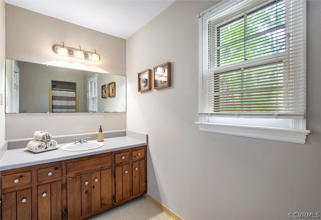 11342 Poplar Ridge Road North Chesterfield, VA 23236 - Photo 20 of 27 Gallery Image 20