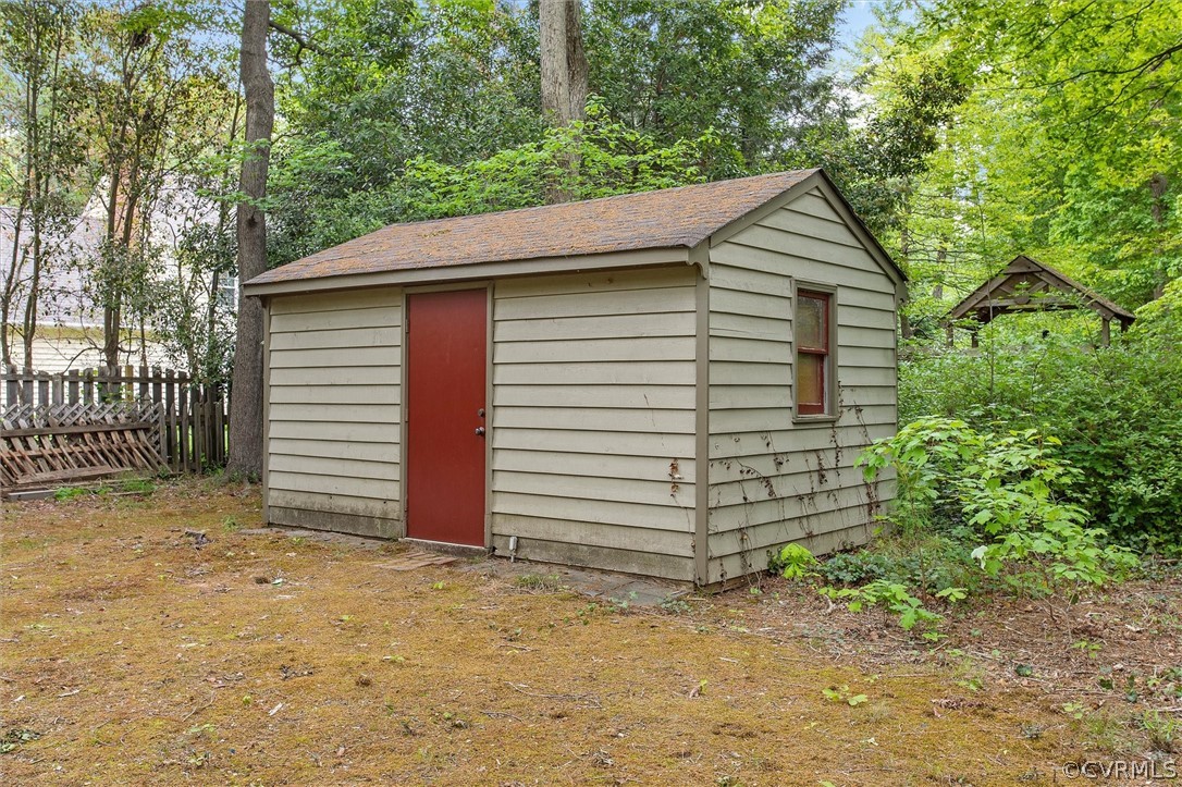 11342 Poplar Ridge Road North Chesterfield, VA 23236 - Photo 26 of 27 Gallery Image 26
