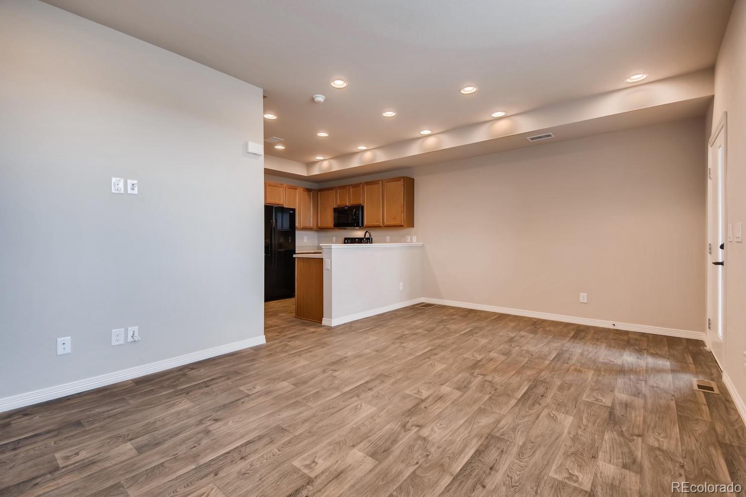 4767 Memphis Street Denver, CO 80239 - Photo 4 of 11