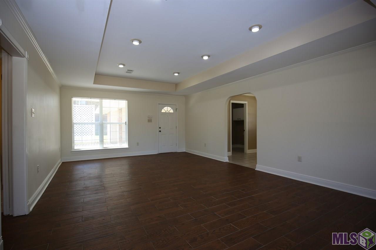 16432 Bonham Avenue Baton Rouge, LA 70816 - Photo 5 of 22 Gallery Image 5