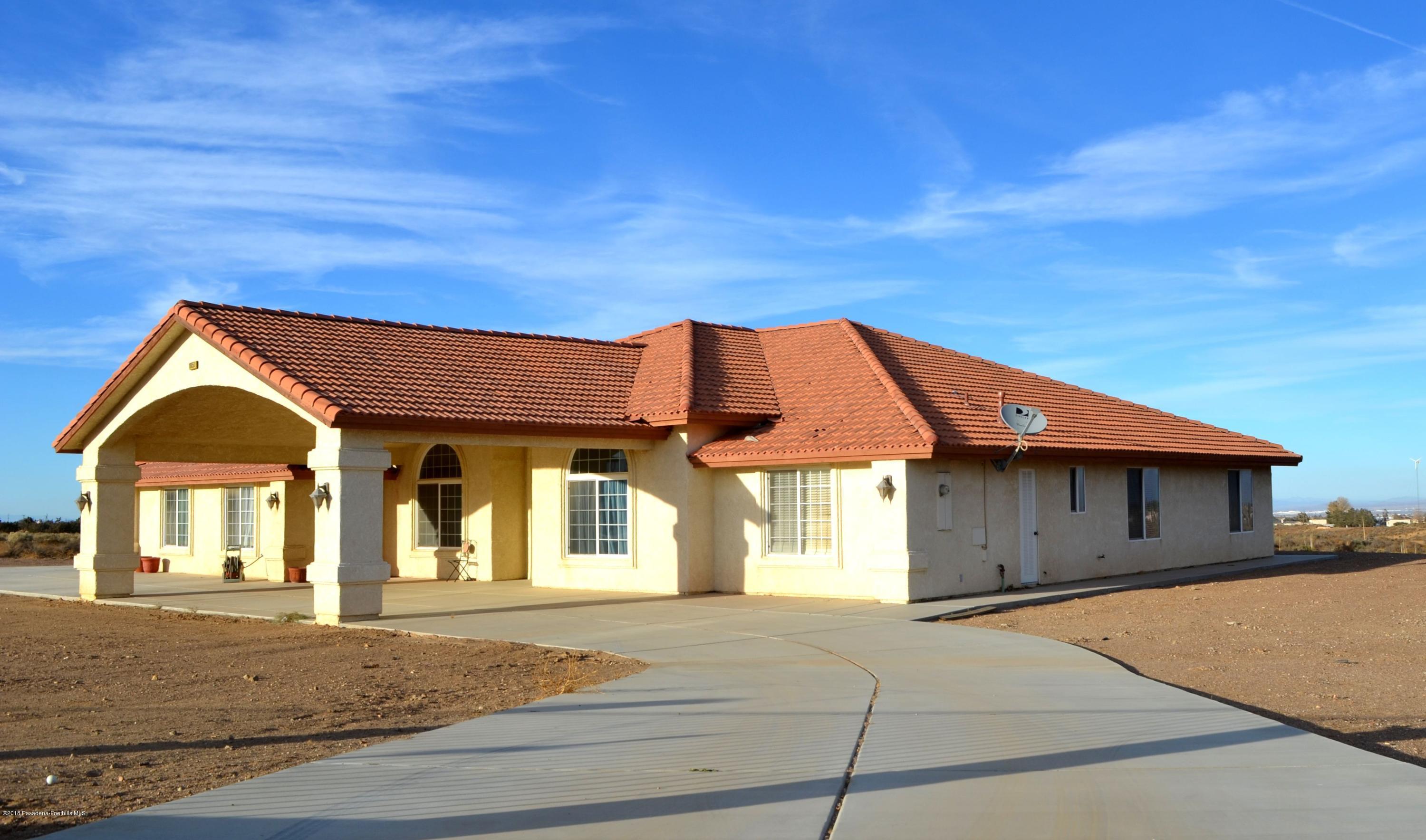 10050 Adobe Road Oak Hills, CA 92344 - Photo 1 of 20 DSC_3661