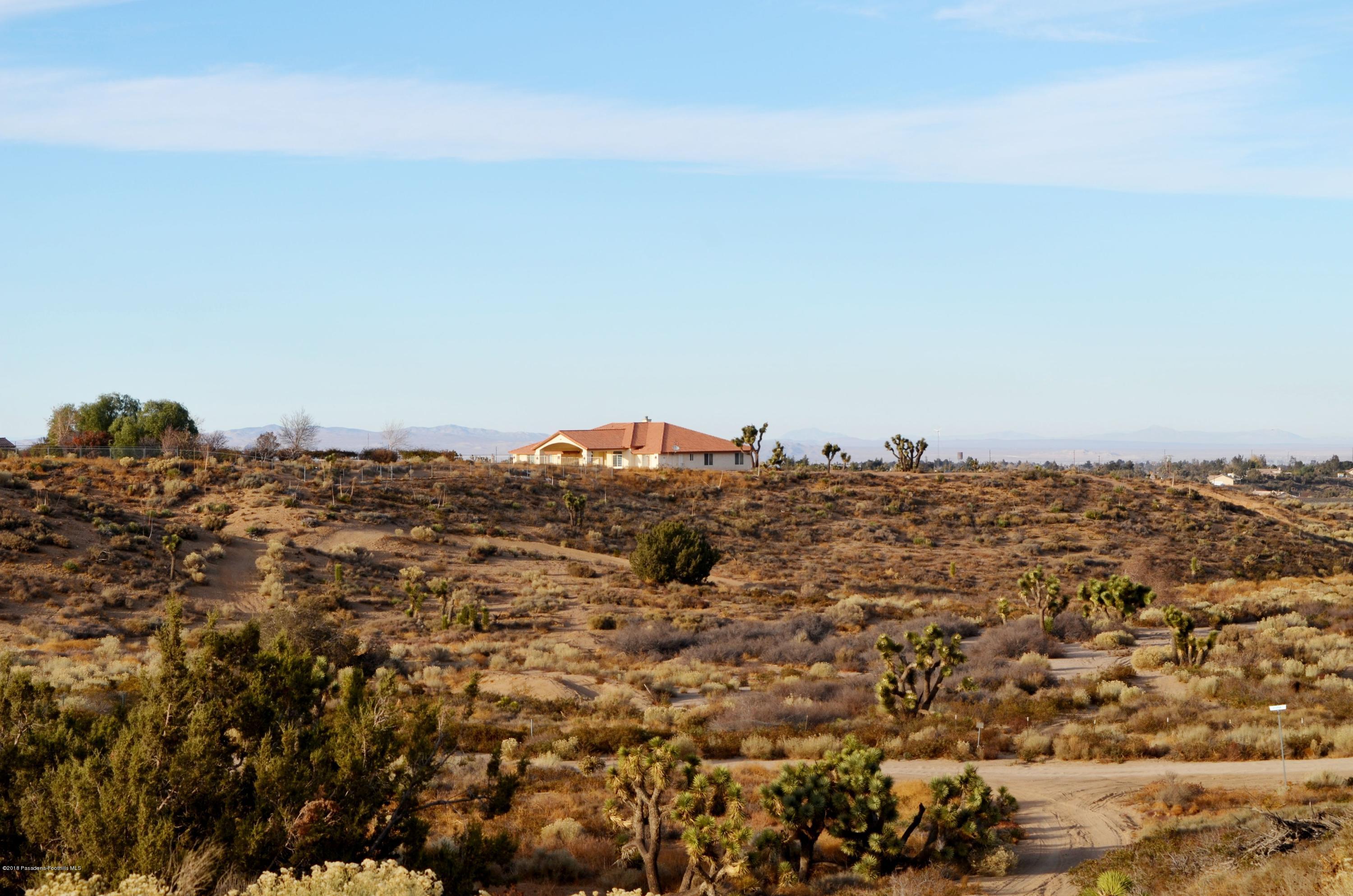 10050 Adobe Road Oak Hills, CA 92344 - Photo 18 of 20 DSC_3639