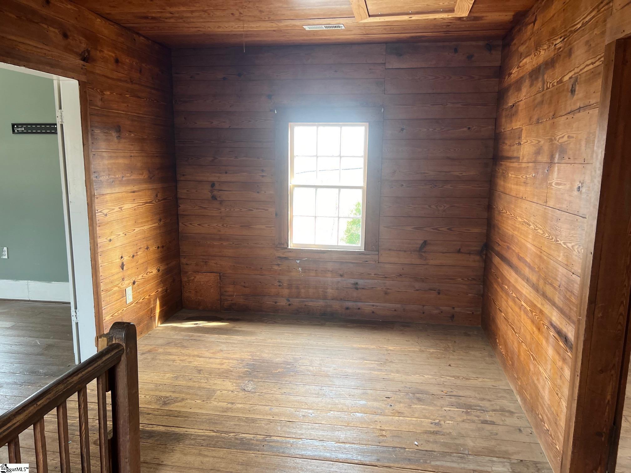 3905 North Highway 101 Greer, SC 29651 - Photo 9 of 15