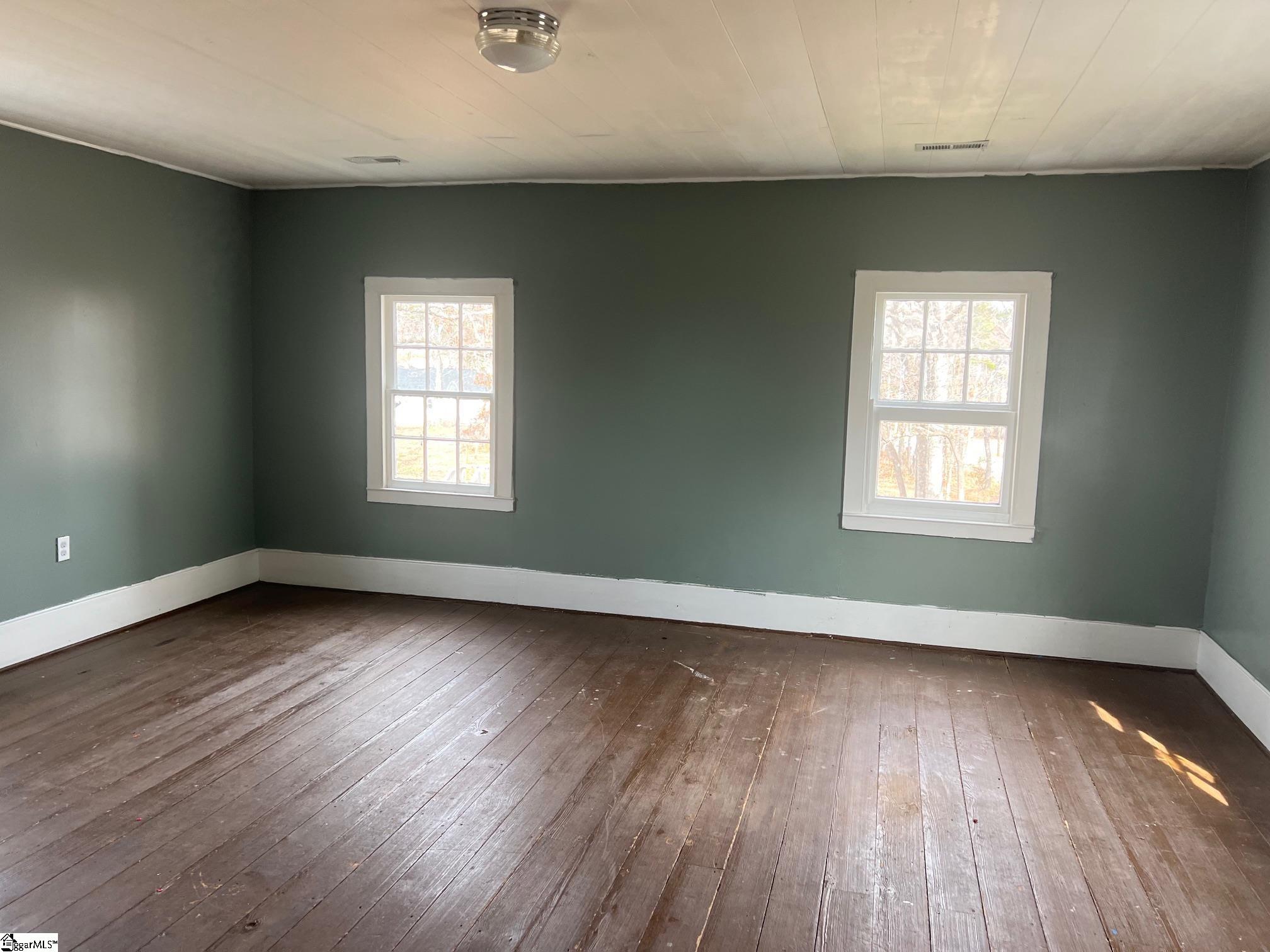 3905 North Highway 101 Greer, SC 29651 - Photo 10 of 15