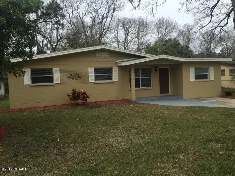 1820 Western Road South Daytona, FL 32119 - Photo 1 of 20 Exterior Front