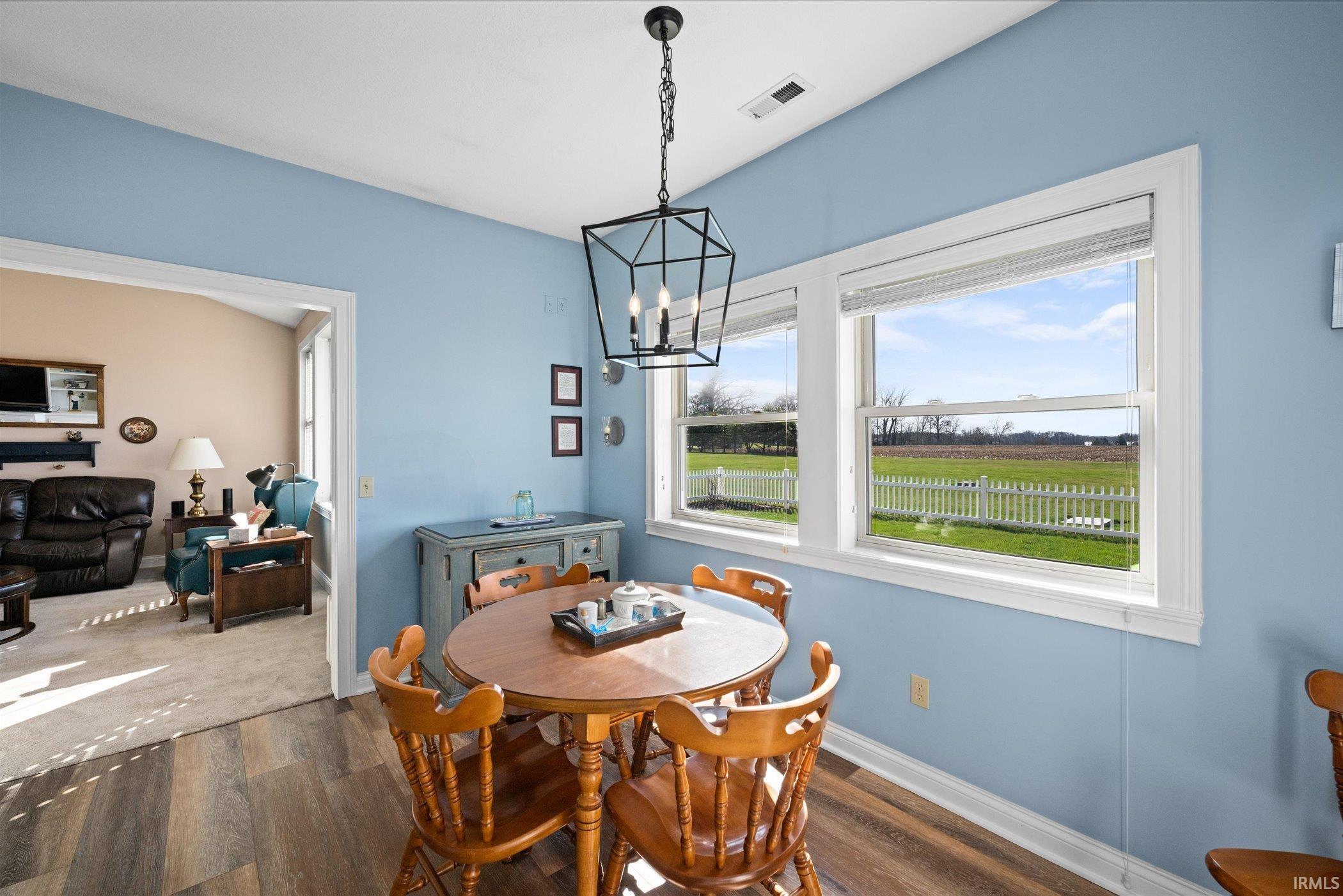 9508 Hartzell Road Fort Wayne, IN 46816 - Photo 13 of 36