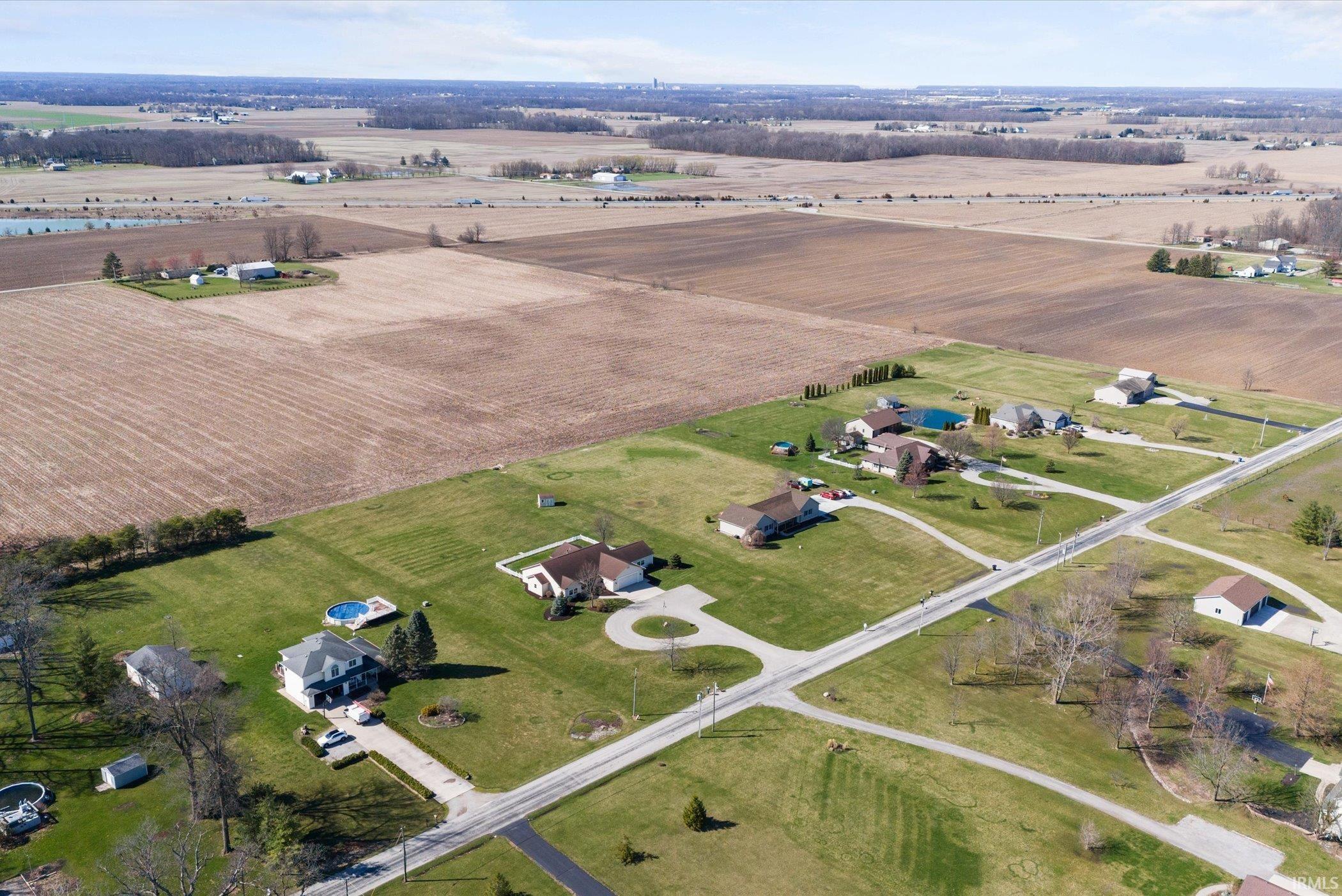 9508 Hartzell Road Fort Wayne, IN 46816 - Photo 33 of 36