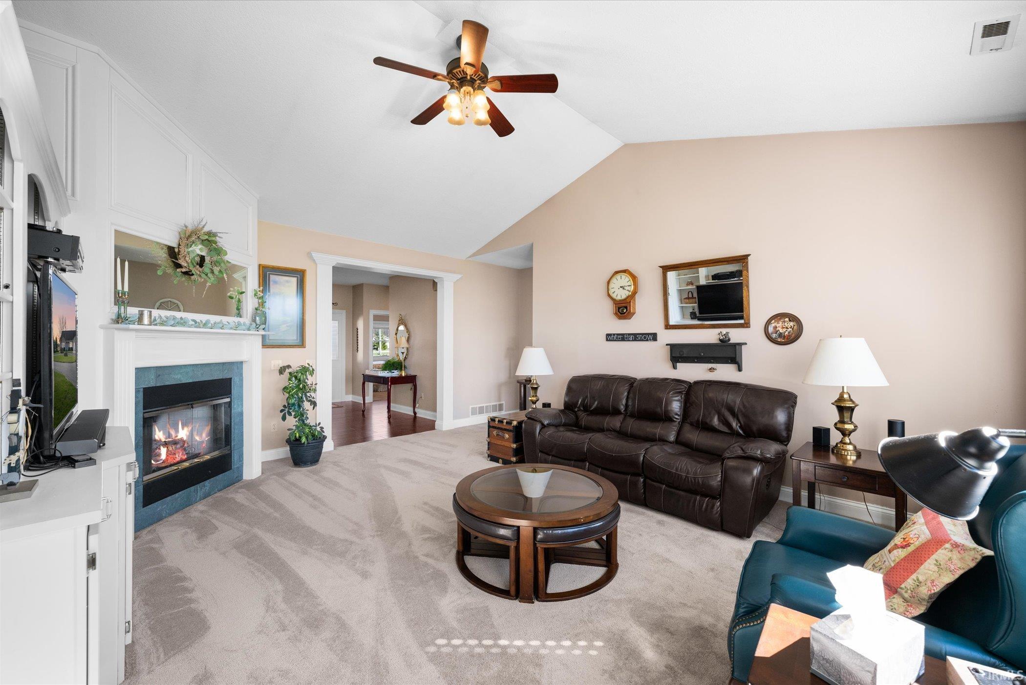 9508 Hartzell Road Fort Wayne, IN 46816 - Photo 7 of 36