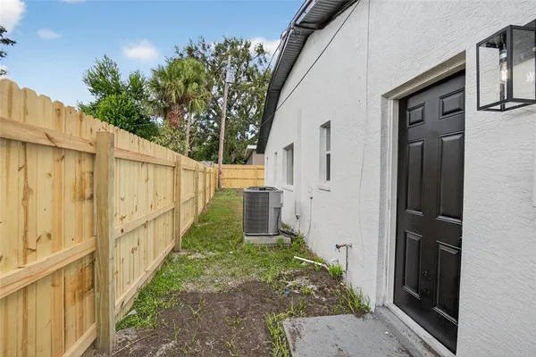 $410,000 | 1140 La Salle Street, Clearwater, FL 33755