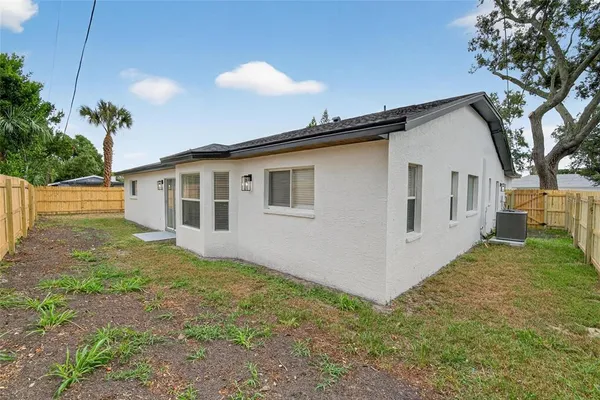 $410,000 | 1140 La Salle Street, Clearwater, FL 33755